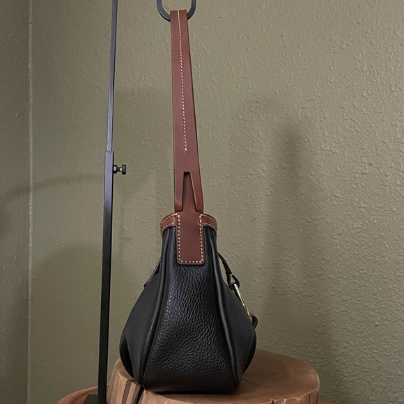 DOONEY & BOURKE DERBY PEBBLE LEATHER SHOULDER BAG - Picture 7 of 16